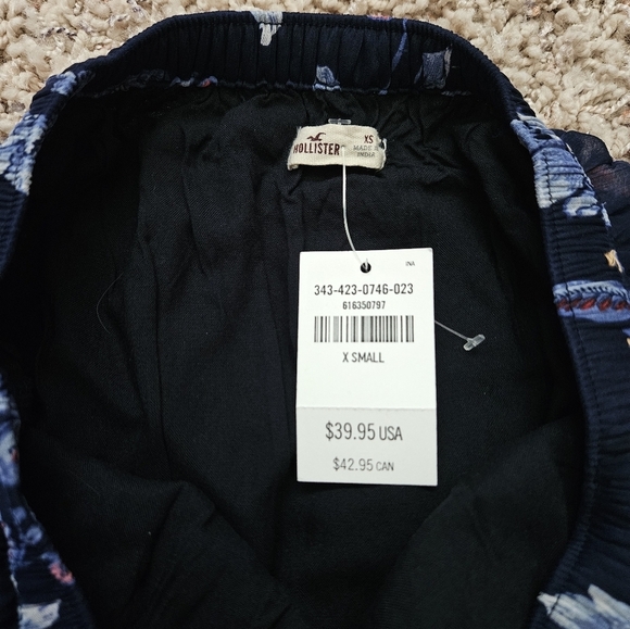 NWT Hollister Floral Maxi Skirt - xs (can fit larger) - Picture 2 of 9